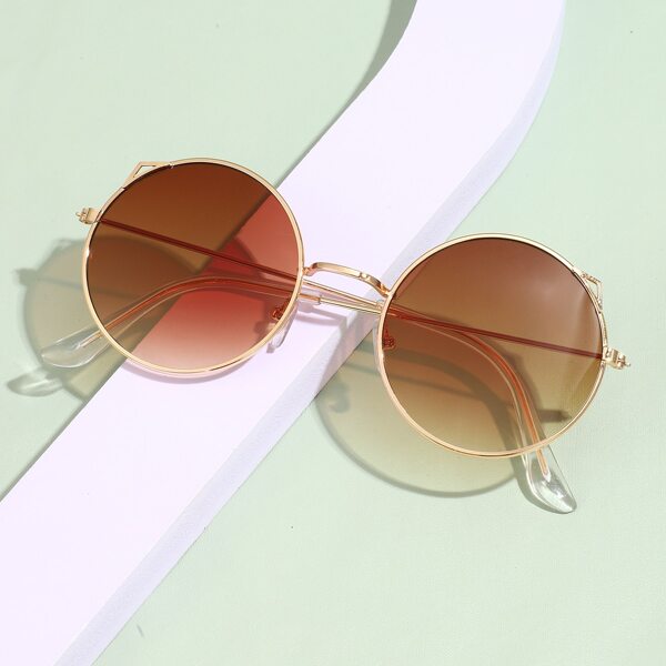 

Round Frame Sunglasses