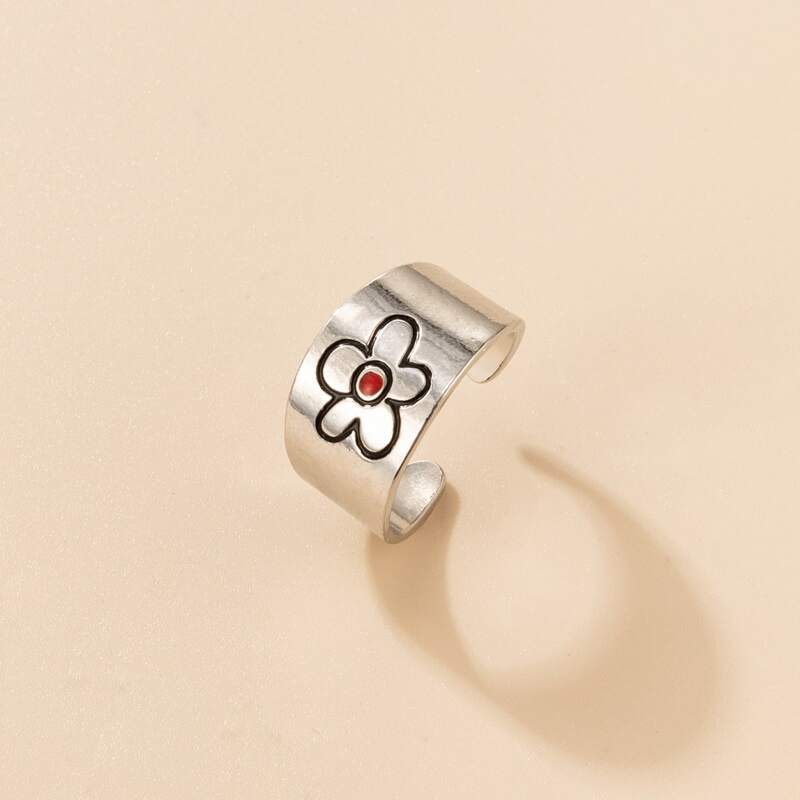 

Floral Cuff Ring, Silver