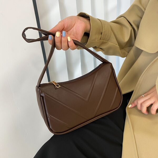 

Chevron Zip Shoulder Baguette Bag, Coffee brown