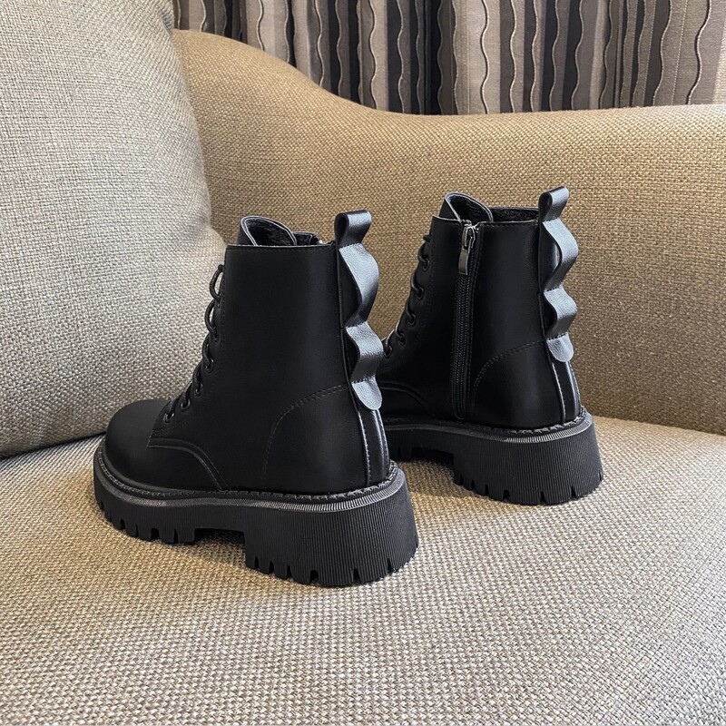 

Minimalist Lace-up Front Combat Boots, Black