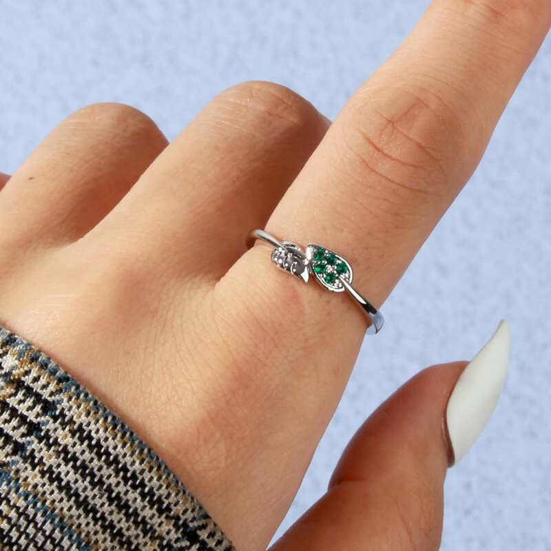 

Rhinestone Decor Ring, Green