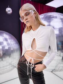 SHEIN ICON 鏤空細節腰部綁帶T恤 - 白色 - 查看 5