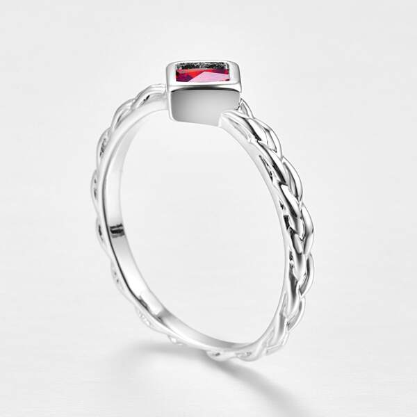 

Zircon Decor Ring, Red