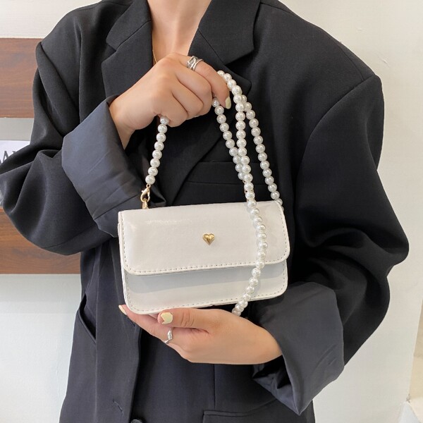 

Faux Pearls & Heart Decor Flap Square Bag, White