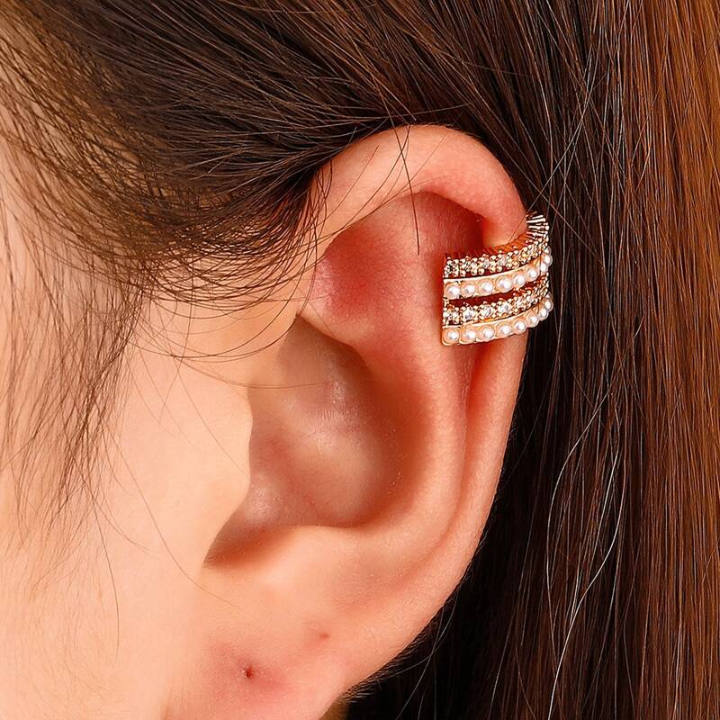 

1pc Faux Pearl Ear Cuff, Gold
