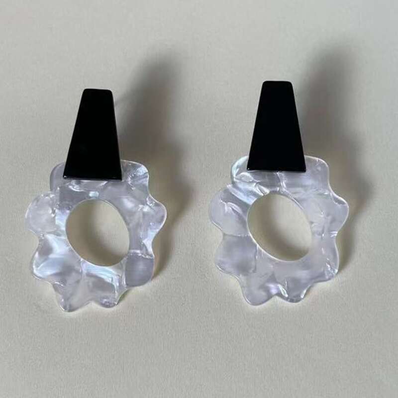 

Floral Decor Earrings, Multicolor