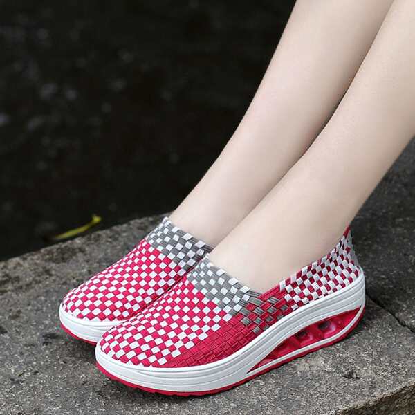 

Colorblock Braided Detail Slip On Sneakers, Pink