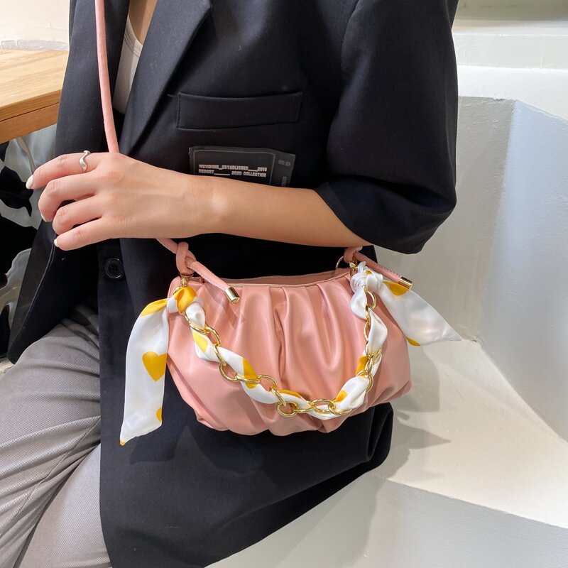 

Chain Decor Ruched Bag, Pink