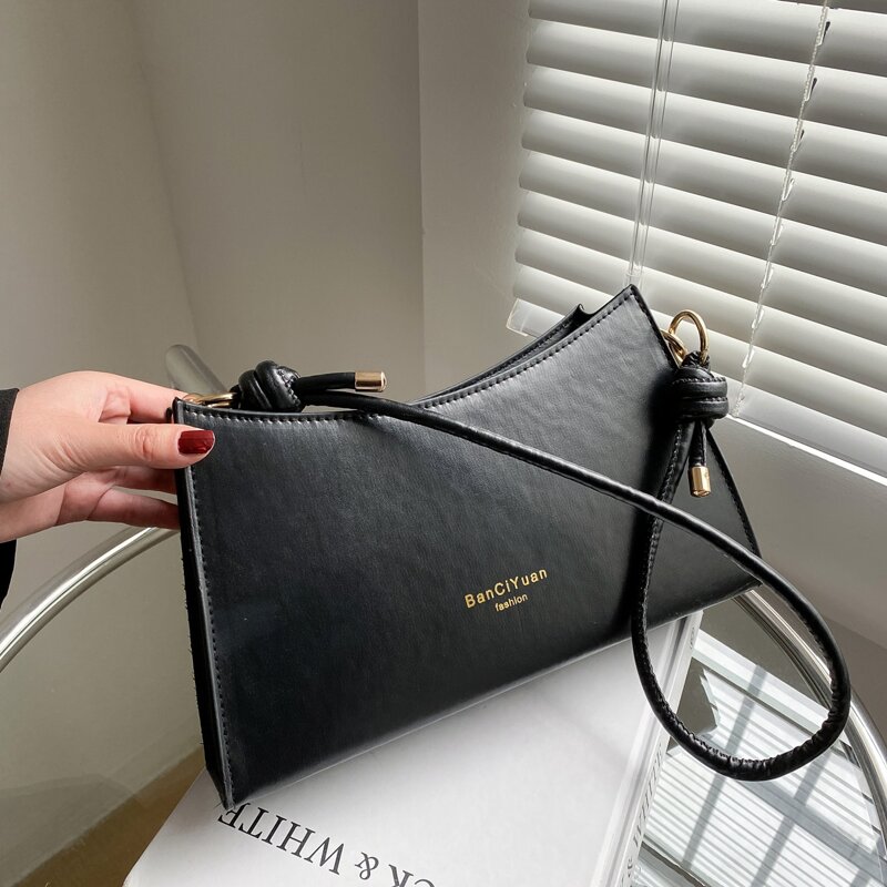 

Zipper Up Shoulder Bag, Black