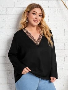 SHEIN Plus Solid Lace Trim V Neck Top - Black - View 3