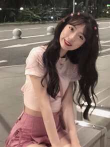 Letter Graphic Slim Crop Tee - Baby Pink - View 3