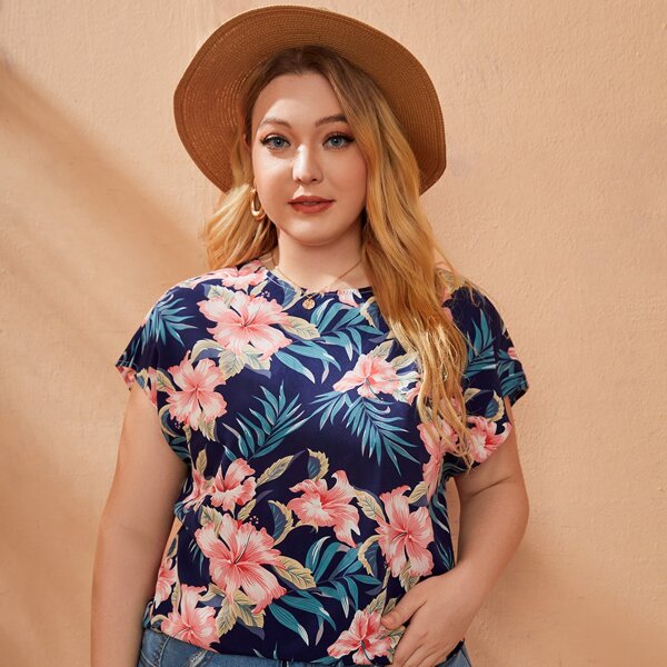

Plus Allover Floral Print Twist Back Top, Navy blue