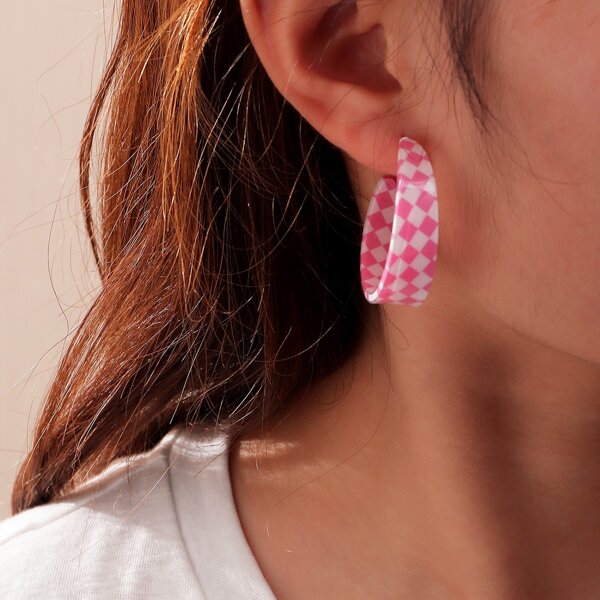 

Plaid Pattern Cuff Hoop Earrings, Pink