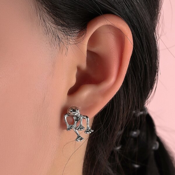 

Animal Design Earrings, Antique silver