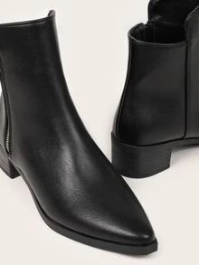 Minimalist Chunky Heeled Ankle Boots - Black - View 5