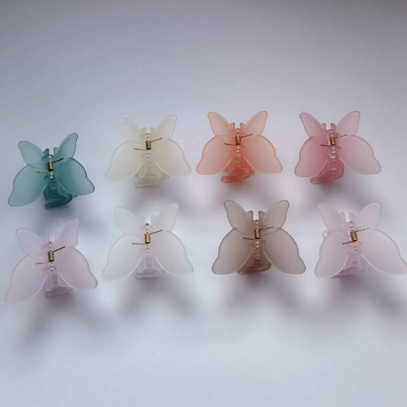 

3pcs Random Color Butterfly Hair Claw, Multicolor