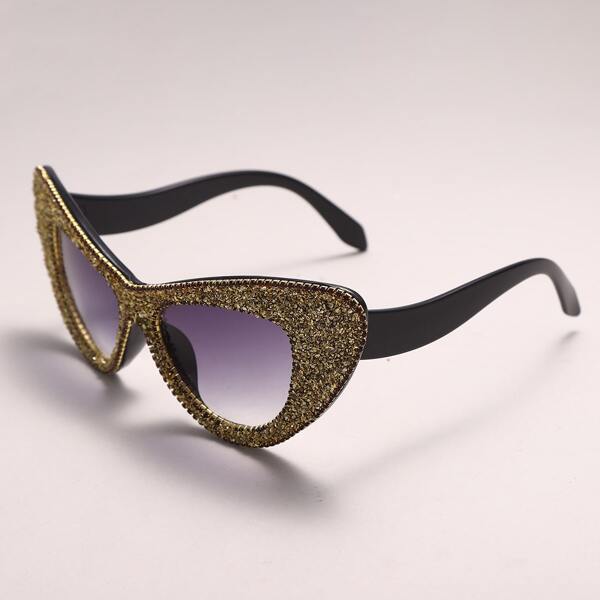 

Cat Eye Sunglasses