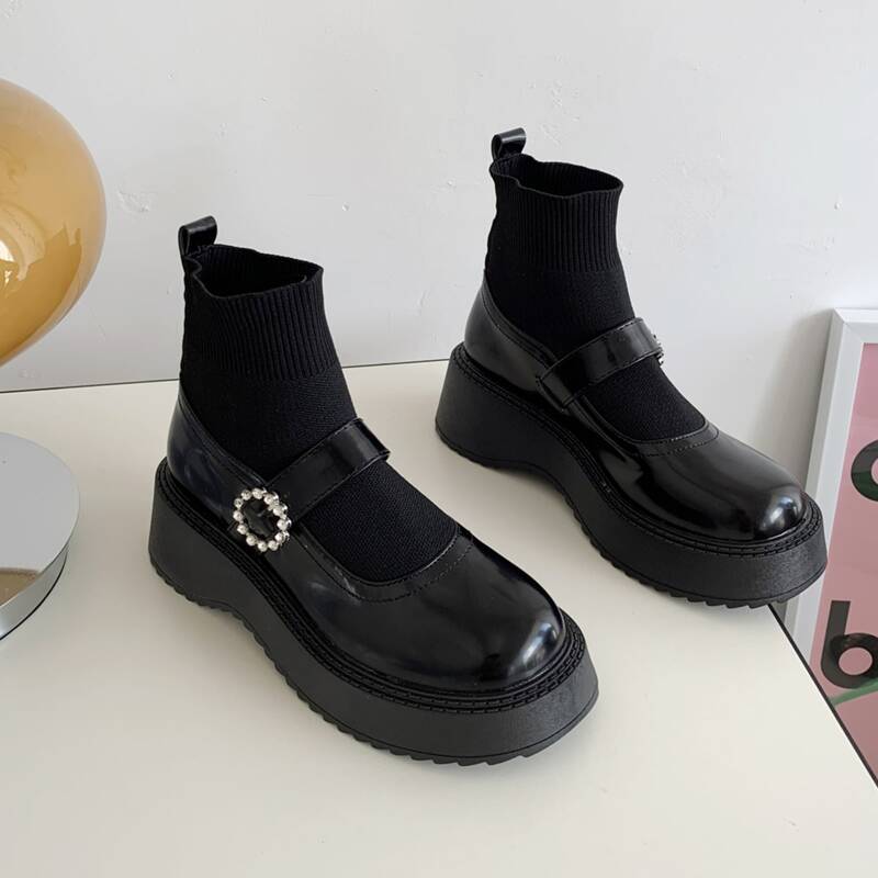 

Buckle Decor Round Toe Boots, Black