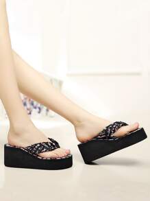 Women Flower Platform Flip Flops - Slip-On, Non-Slip, Comfortable Wedge Slides For Stylish Summer Vacations At The Beach