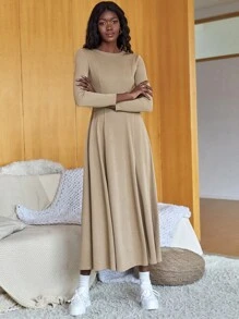 SHEIN Unity 素色圓領長洋裝 - 卡其色 - 查看 1
