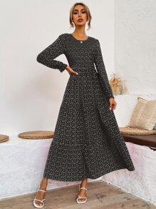 SHEIN Clasi Ditsy Floral Shirred Ruffle Hem A-line Dress - Black - View 6