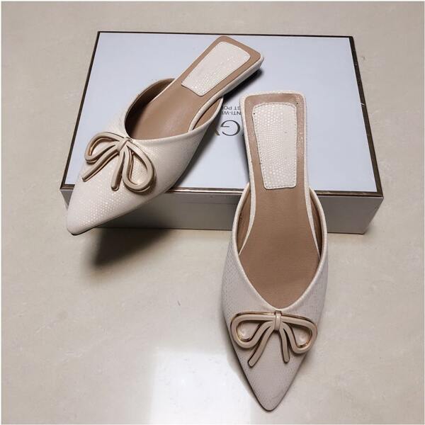 

Bow Decor Flat Mules, White