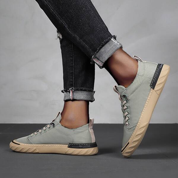

Men Minimalist Lace Up Front Sneakers, Green