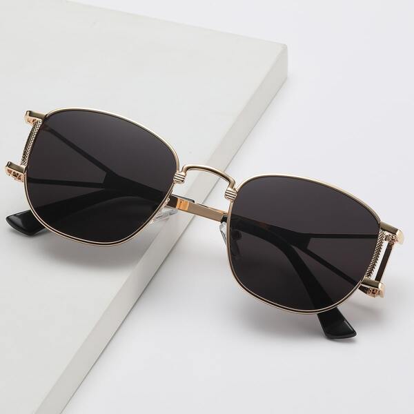 

Metal Frame Sunglasses