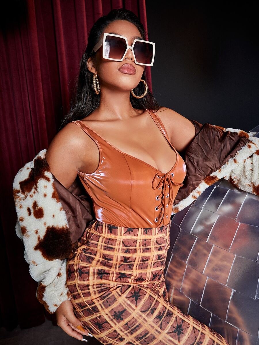 SHEIN Plus Lace Up Front PU Leather Bodysuit - Brown - View 1