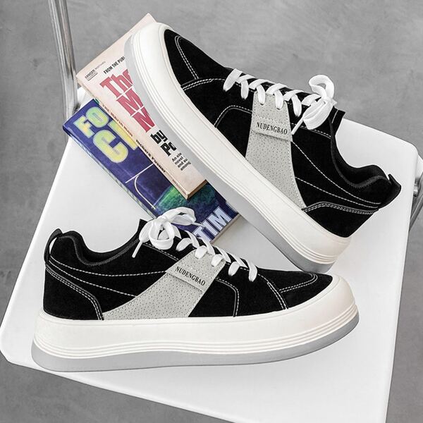 

Men Lace-up Front Skate Shoes, Black