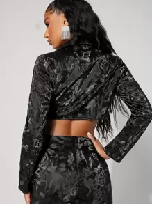 SHEIN BAE 西裝領短款PU皮革西裝外套 - 黑色 - 查看 2