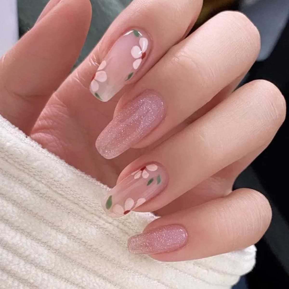

24pcs Flower Pattern Fake Nail, Pink