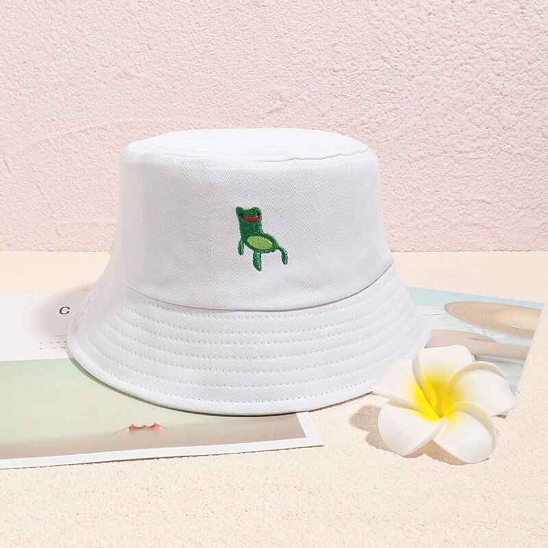 

Guys Frog Embroidery Bucket Hat, White