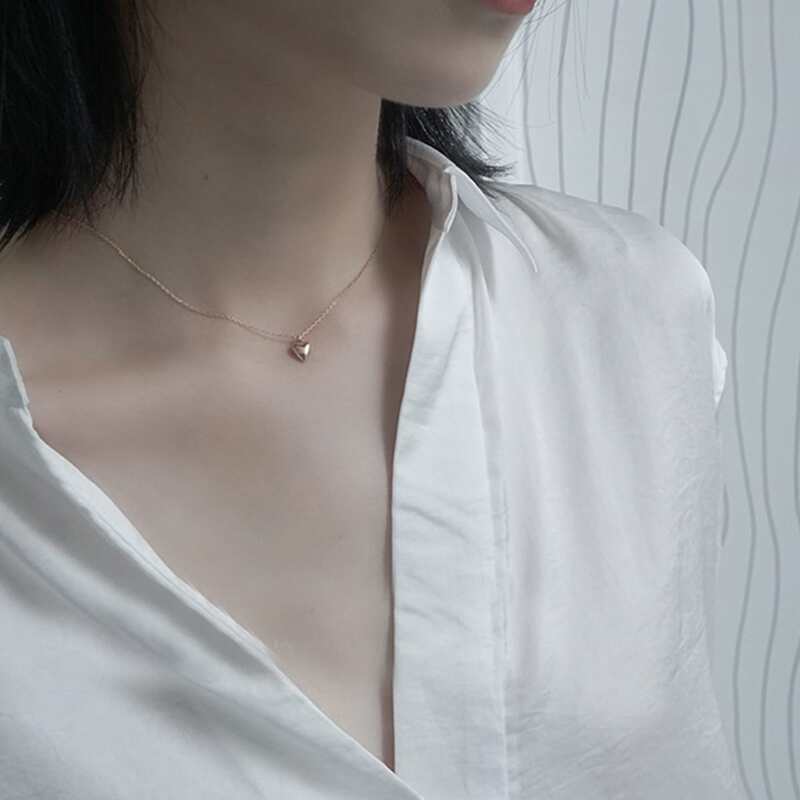 

Simple Pendant Necklace, Gold