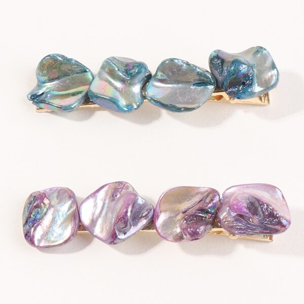 

2pcs Shell Decor Hair Clip, Multicolor