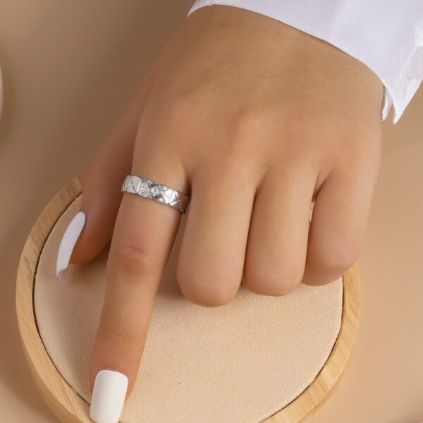 

Zircon Decor Ring, Silver