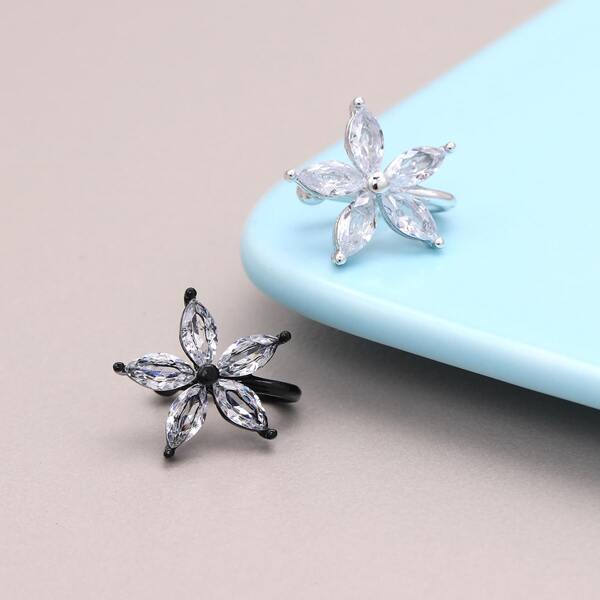 

2pcs Rhinestone Decor Nose Cuff, Multicolor