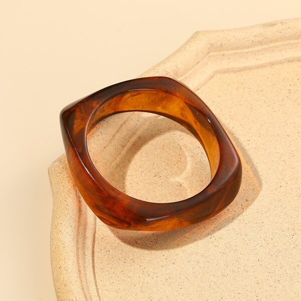 

Simple Resin Bangle, Brown