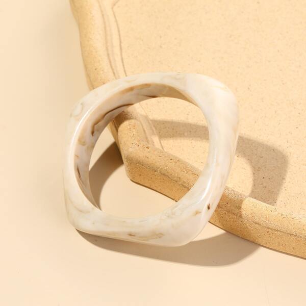 

Simple Resin Bangle, Beige