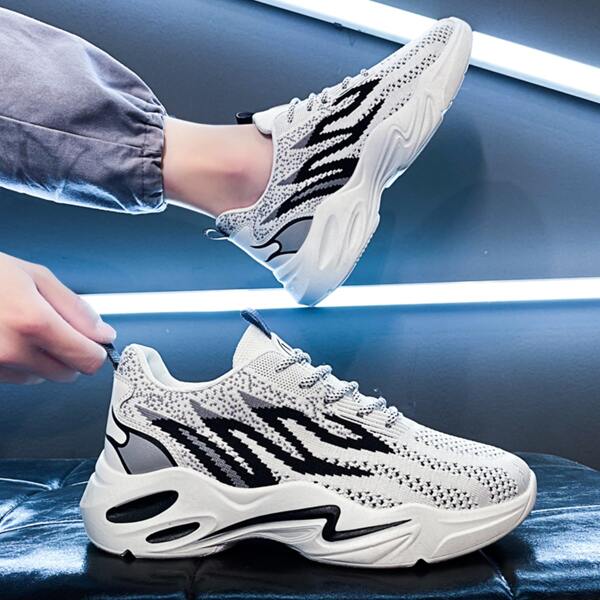 

Men Fire Graphic Lace Up Front Sneakers, Black and white