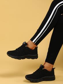Ladies' Minimalist Road Running Shoes With Lace-up Closure - Black - View 3