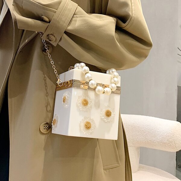 

Faux Pearl Decor Floral Appliques Box Bag, White