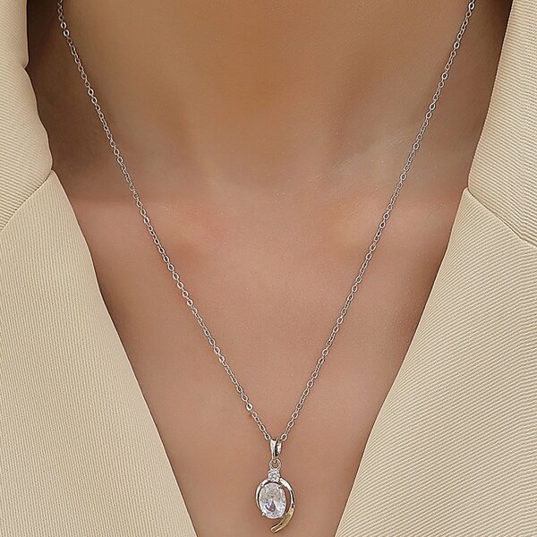 

Zircon Pendant Necklace, Silver