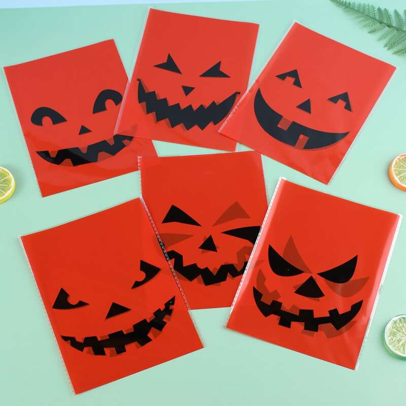 

30pcs Random Halloween Pattern Packaging Bag, Red