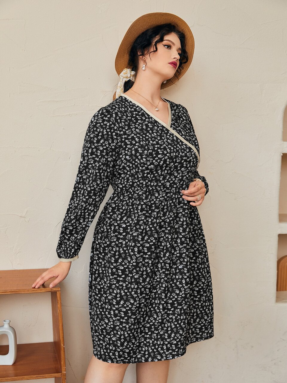 Plus Ditsy Floral Print A-line Dress