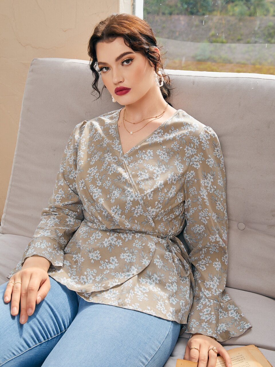 Plus Floral Print Wrap V Neck Blouse