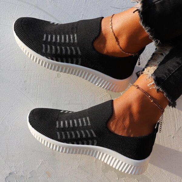 

Minimalist Slip On Running Shoes, Black