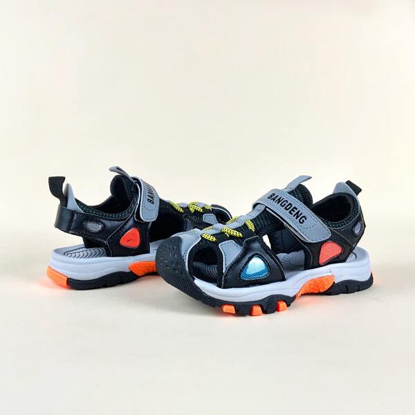 

Boys Cut Out Design Letter Graphic Sport Sandals, Grey