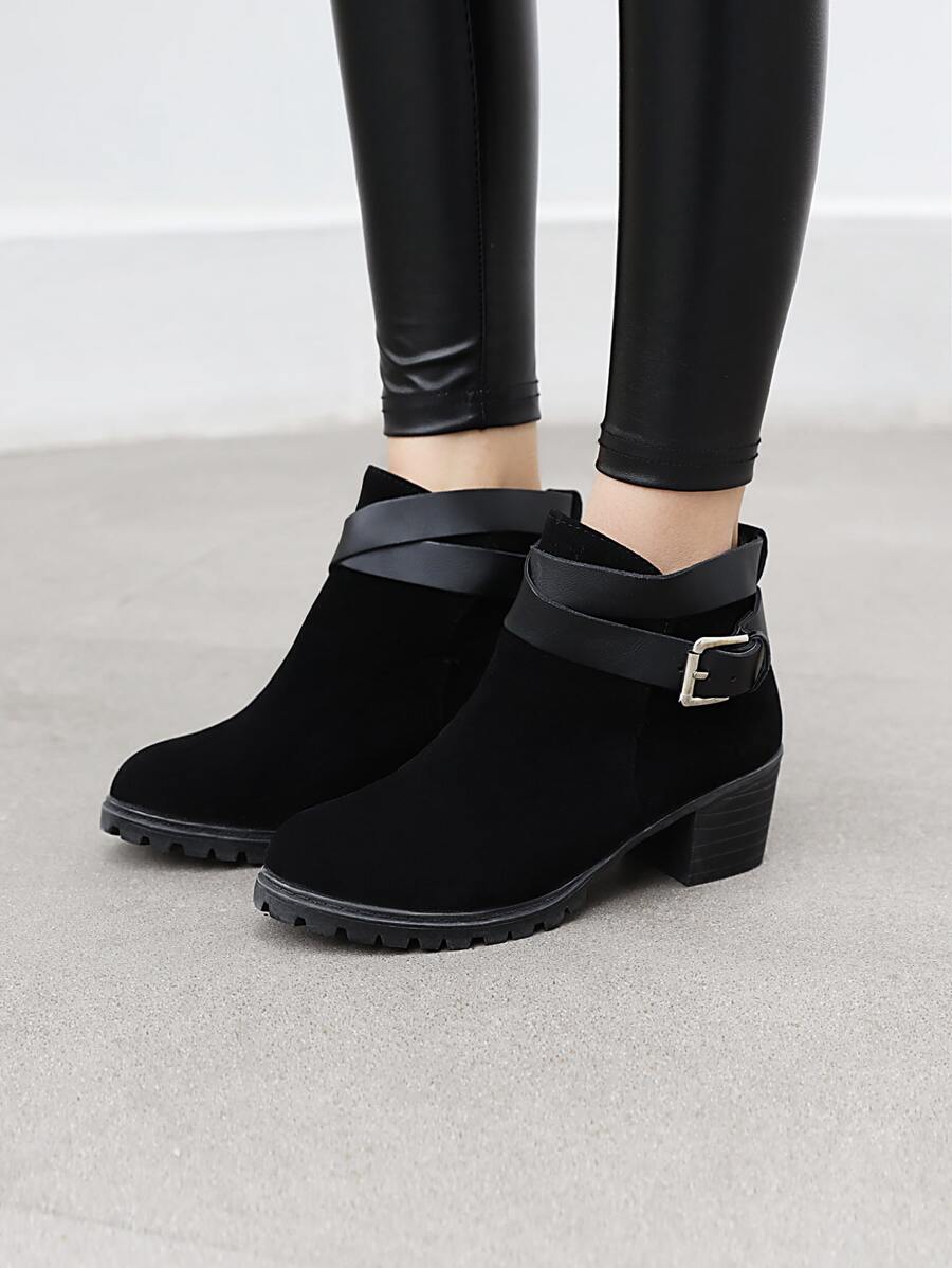 Botines con diseño con hebilla grueso - Negro - Ver 1