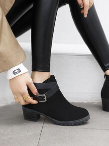 Botines con diseño con hebilla grueso - Negro - Ver 3